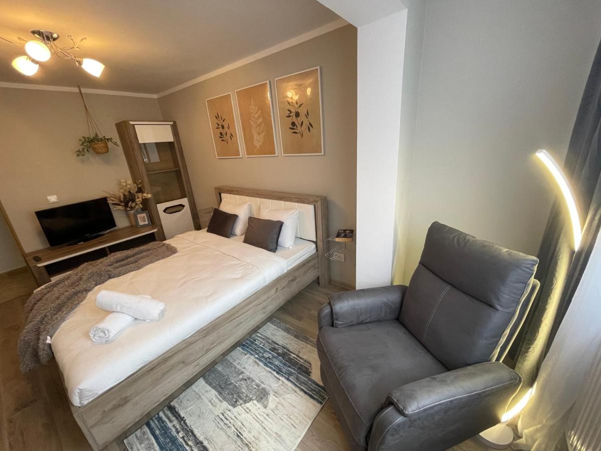 Hygge place to stay - self check in nonstop 24h-wifi - Ferienwohnung