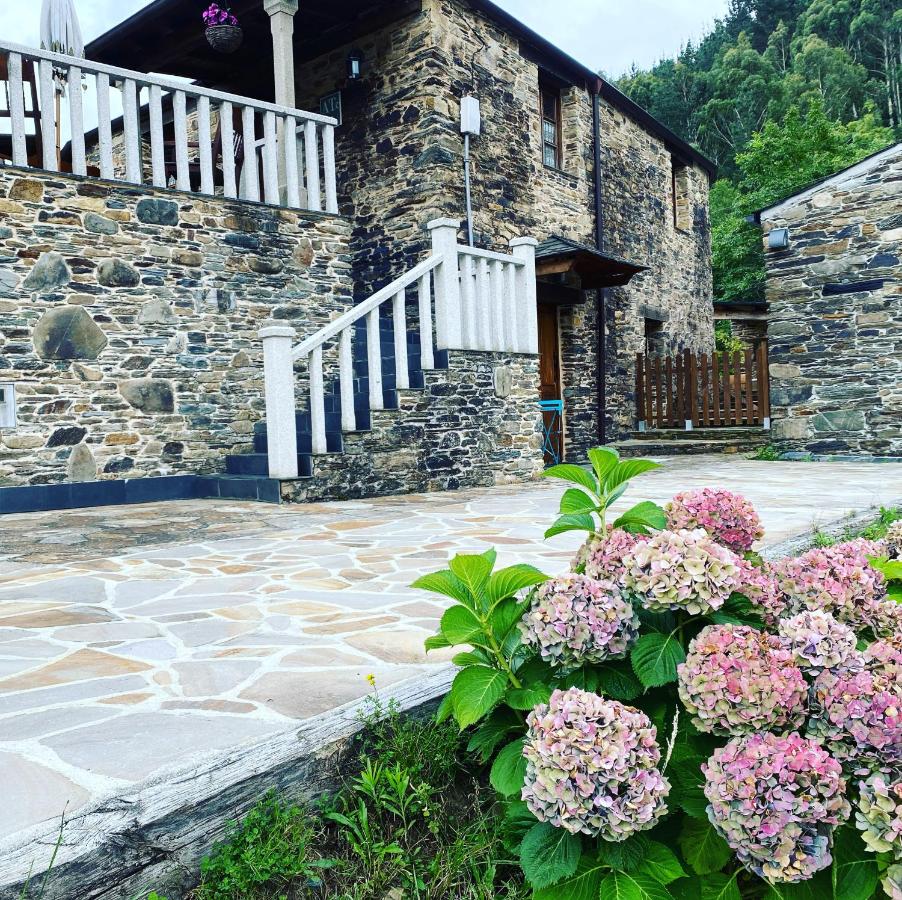 Villa mit 2 Schlafzimmern