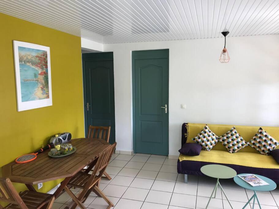 Case à Lili, joli bas de villa face à la mer. - B&B Terre-de-Haut