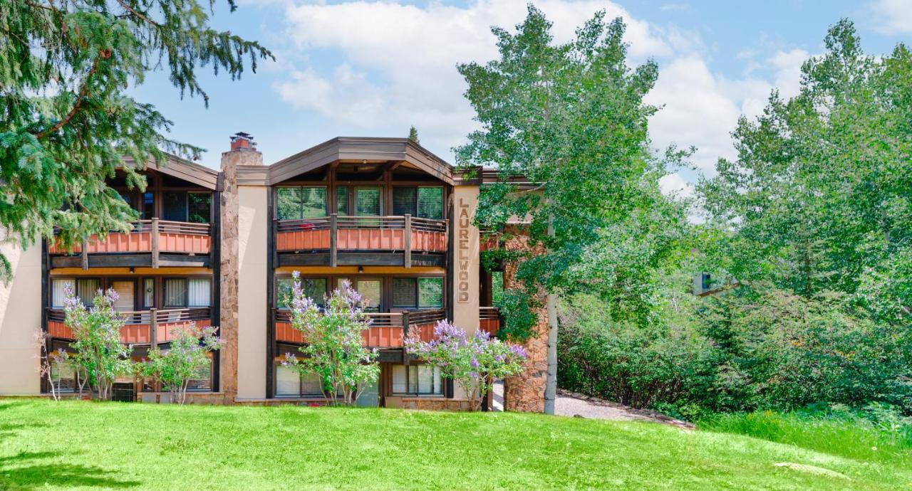 Laurelwood Condominiums 304 - B&B