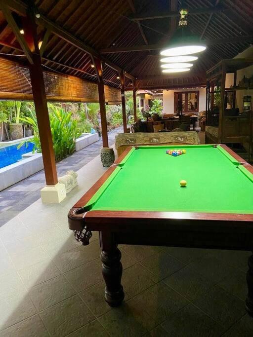 B&B Kelurahan Sanur - Spacious 4-bedroom garden villa - Bed and Breakfast Kelurahan Sanur