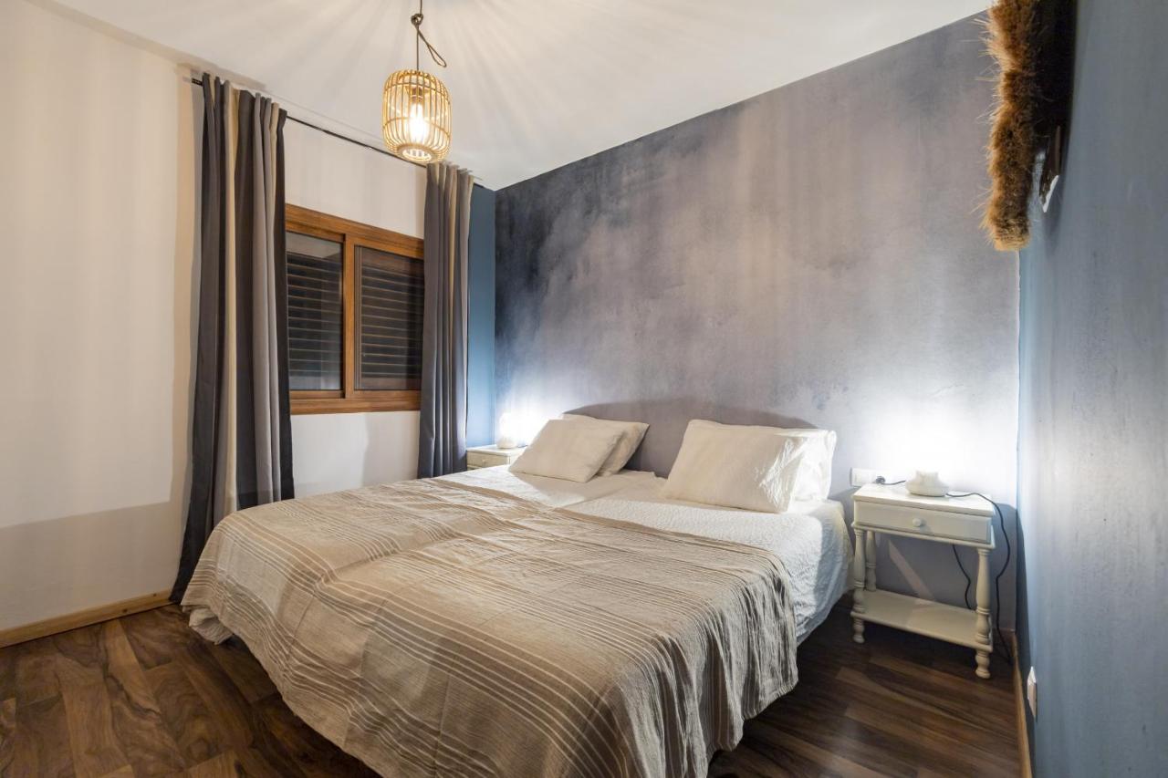 One-Bedroom Apartment with Terrace