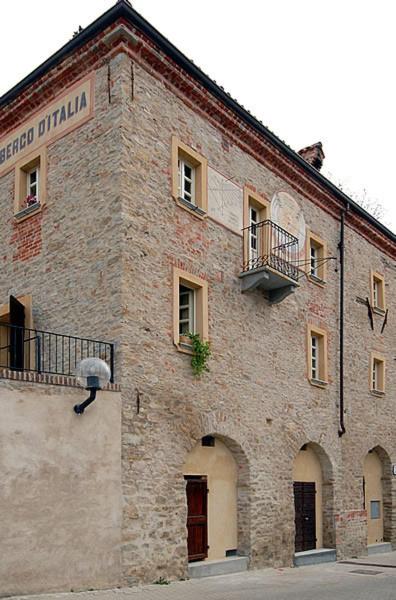 B&B Cerretto Langhe - Dimora Storico Romantica Il Sole E La Luna - Bed and Breakfast Cerretto Langhe