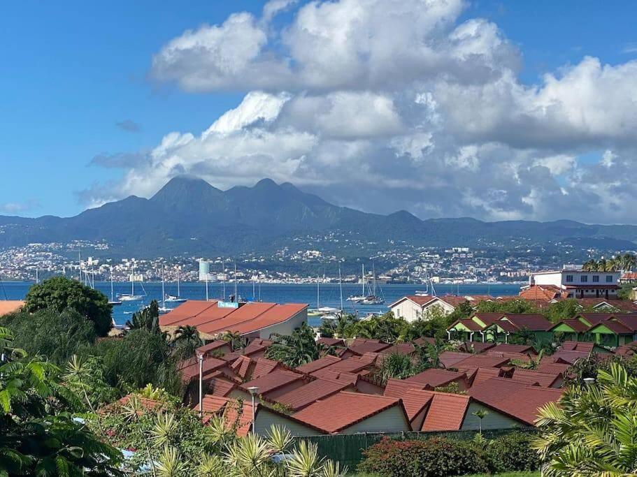 T3 de Standing aux trois ilets / Vue Mer - B&B