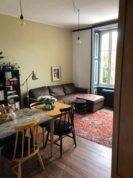 Grand appartement avec jardin chez Villa Eva - B&B Besanzone