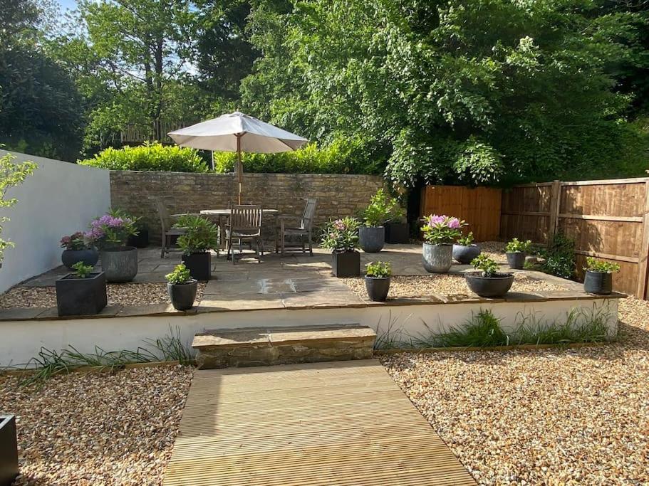 B&B Bath - 2 Bedroom Apartment With Garden Lansdown Bath - Bed and Breakfast Bath