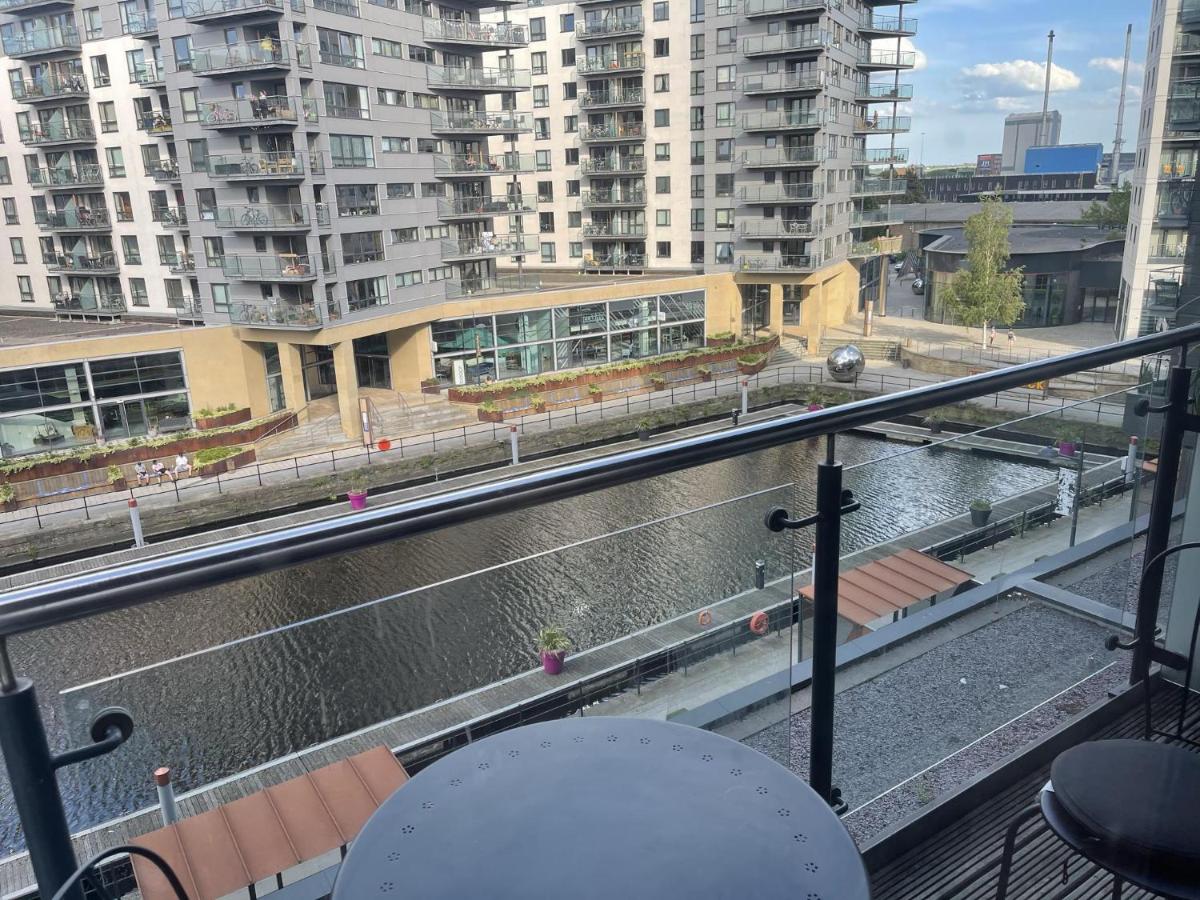 Deluxe City Modern Apt&Free Parking no Balcony - B&B