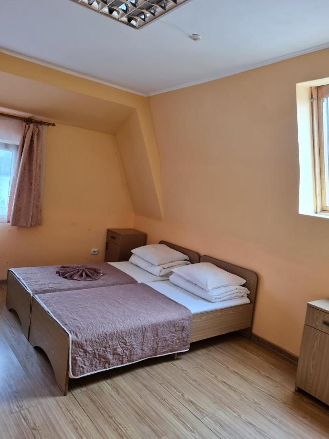 B&B Yasinya - Готель АС Ясіня - Bed and Breakfast Yasinya