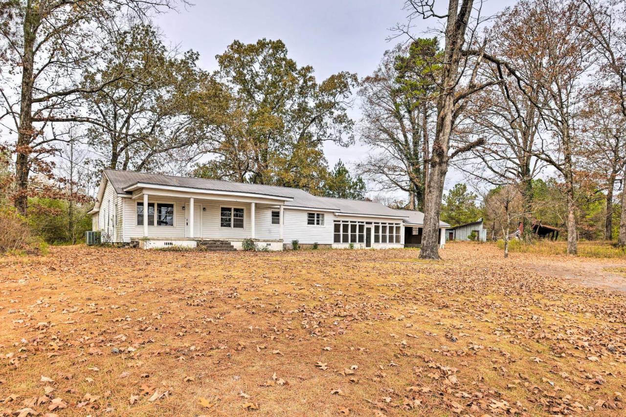 Charming Gadsden Home w/ Golf Course Views! - B&B Gadsden