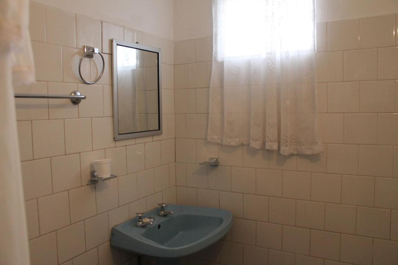 Camera Doppia con Letti Singoli con Bagno