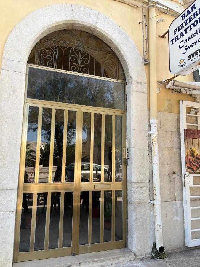 CASA GIO'-vista mare,tribunale e castello nel pieno CENTRO di Trani-WIFI - B&B
