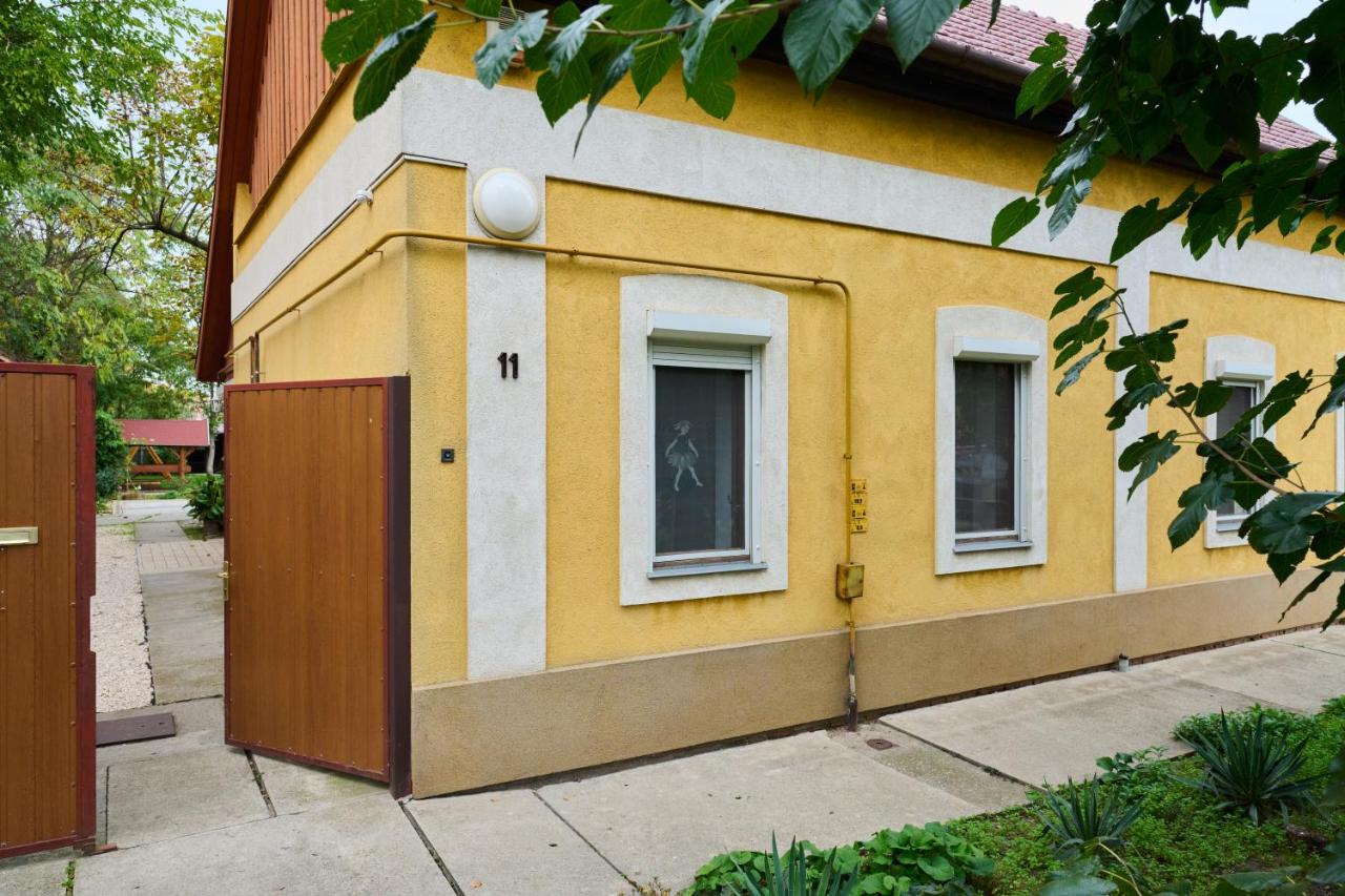 Kölcsey Vendégház - Bed and Breakfast