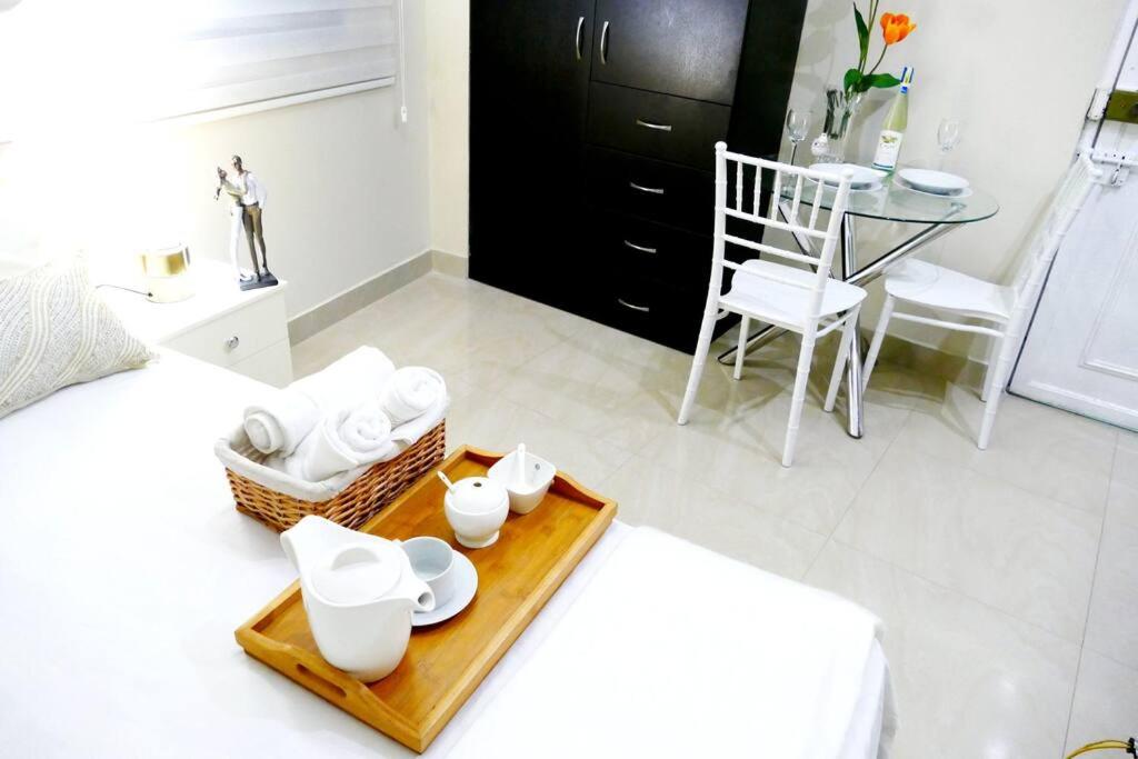 Condominio Gladys Suite C5 Ejecutivos Alborada - B&B