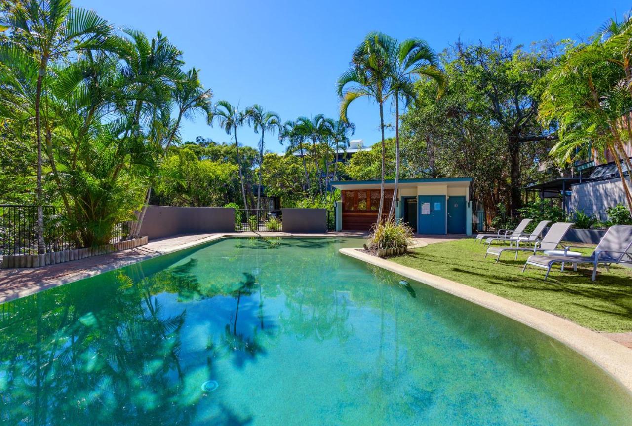 B&B Rainbow Beach - Surfside Beach House 23 Rainbow Shores Aircon Walk To Beach Pool - Bed and Breakfast Rainbow Beach