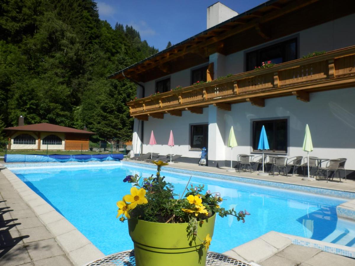 B&B Bad Gastein - Kurcamping Erlengrund - Bed and Breakfast Bad Gastein