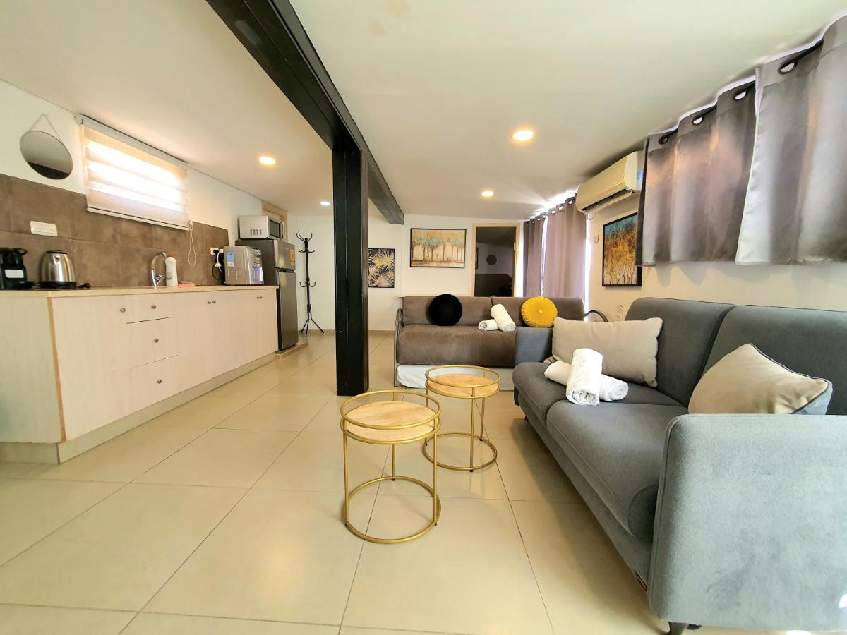 Barak Royal Suites 20 sea view - ג'קוזי בחצר ומרפסות עם נוף לים - Ferienwohnung