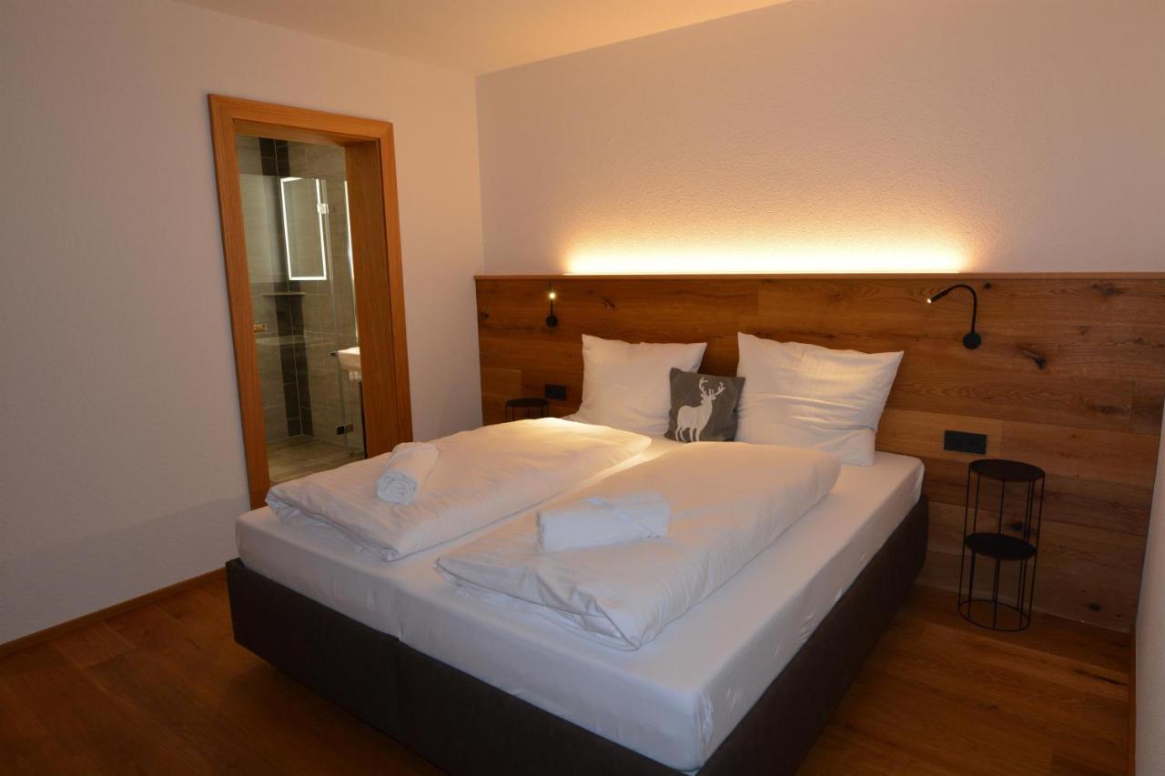 Appartamento con 2 Camere da Letto e con Doccia 