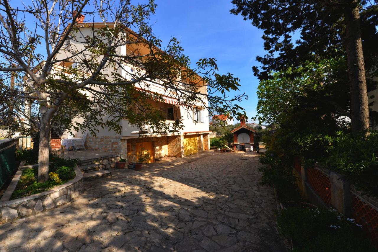 Apartment Sereno - B&B Novalja