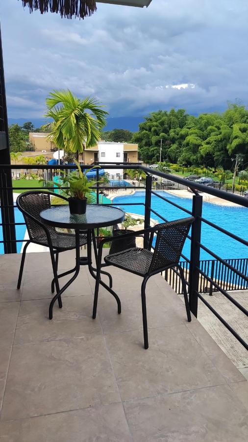 Apartamento de verano cerca al parque del café - Chambres d’hôtes