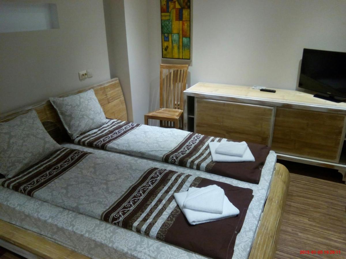 Doppelzimmer mit Balkon und Bergblick