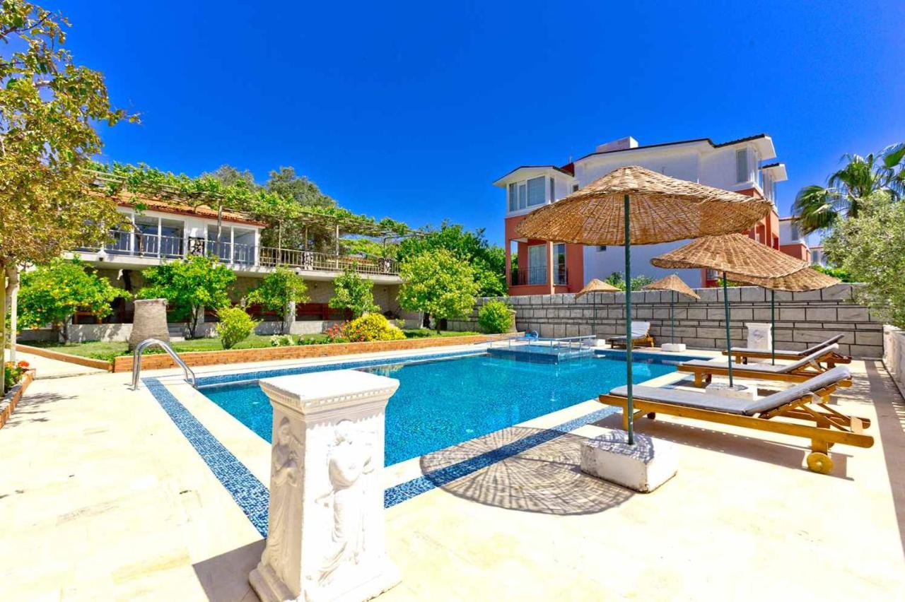 Villa with Private Pool