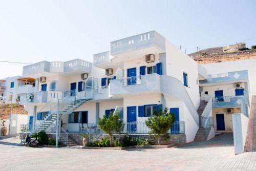 Pantheon Studios - B&B