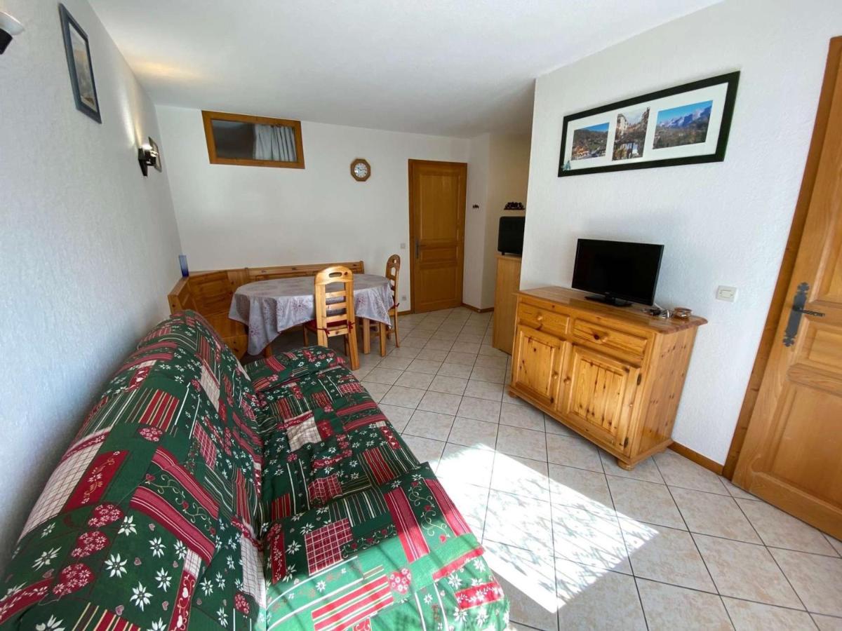 Appartement chaleureux au Grand Bornand - 6 personnes, balcon, parking, proche centre - FR-1-241-131 - Chambres d’hôtes