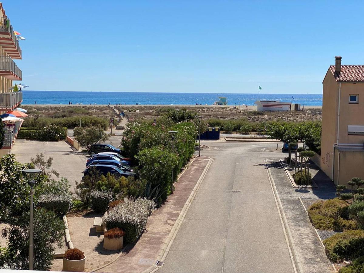 Appartement T2, 4 pers, bord de plage, Parking privé, Lave-linge - FR-1-81-274 - B&B