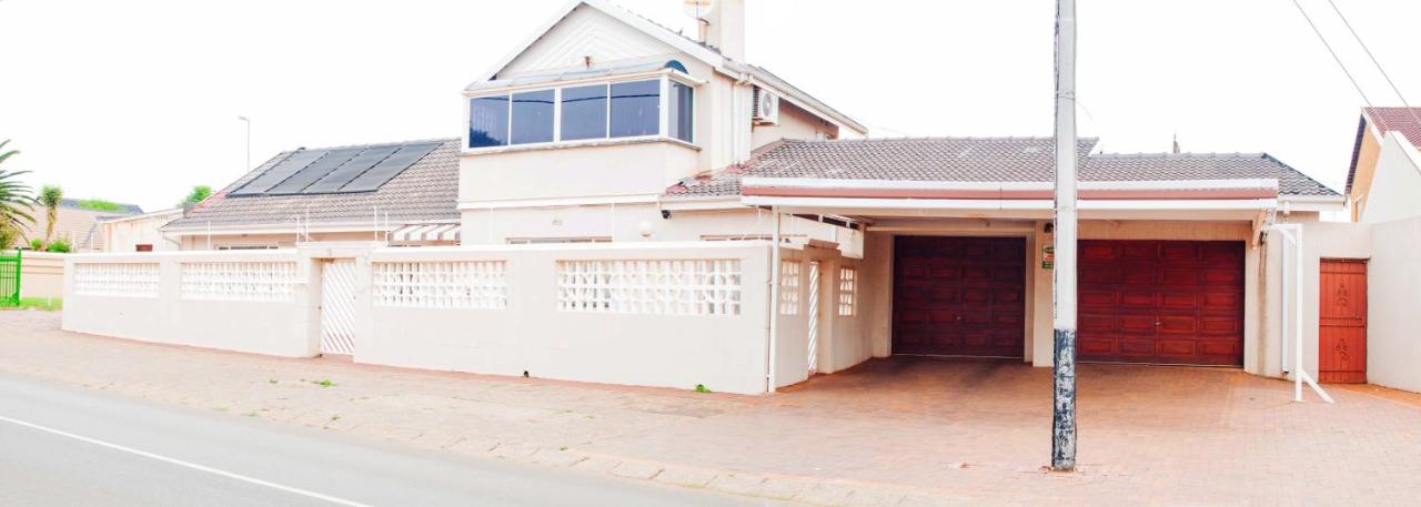 B&B Lenasia - KINGFISHER PLACE - Bed and Breakfast Lenasia