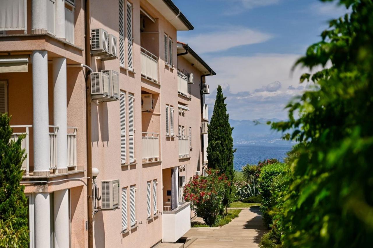 Deluxe Apartment Malin 3 near the beach - Bed and Breakfast Vantačići