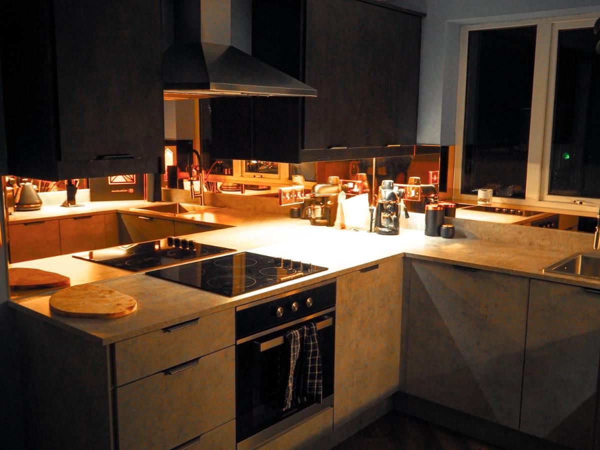 The Hikers House - Coastal & Riverside Retreat with Mourne Mountain Views - B&B Newcastle