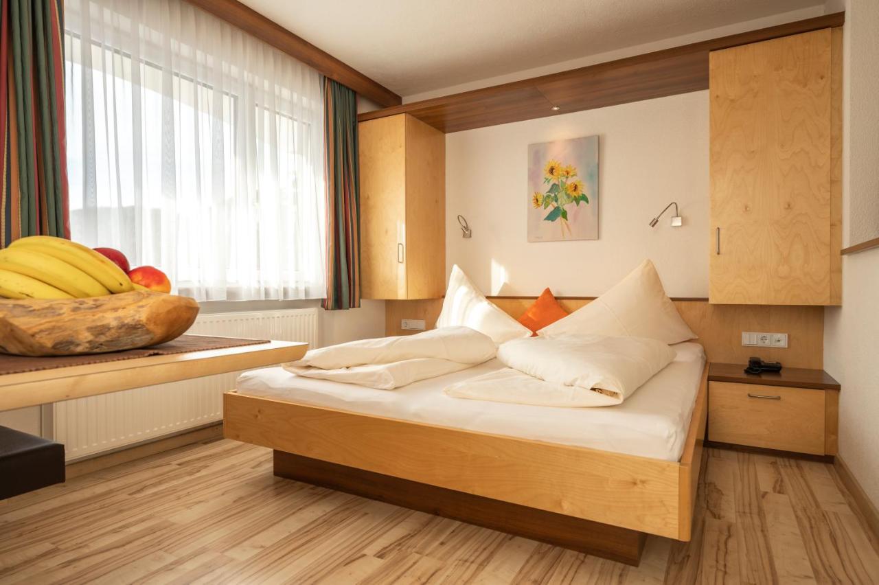 Studio Apartment (2 Adults)