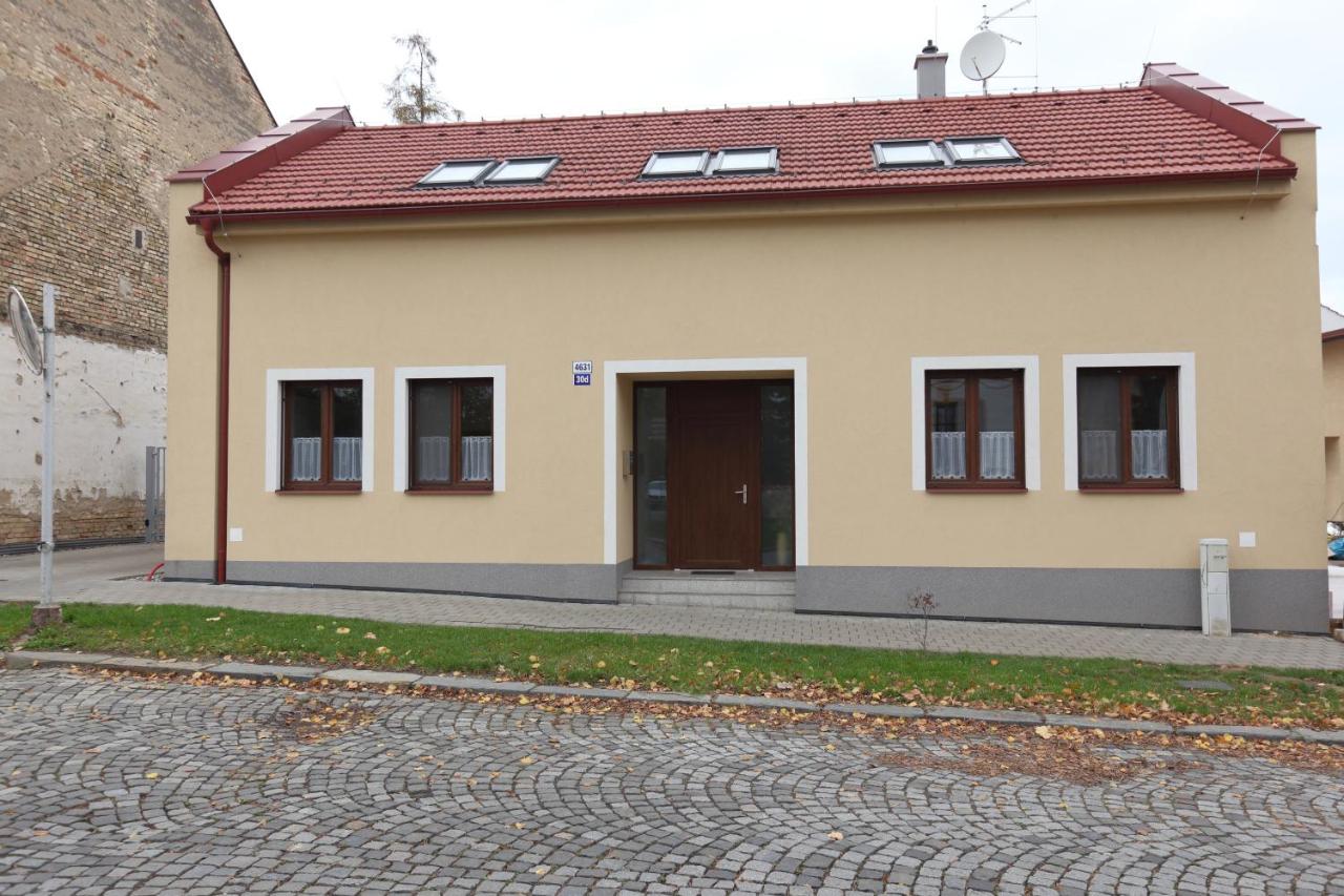Apartmány U Květné zahrady - B&B