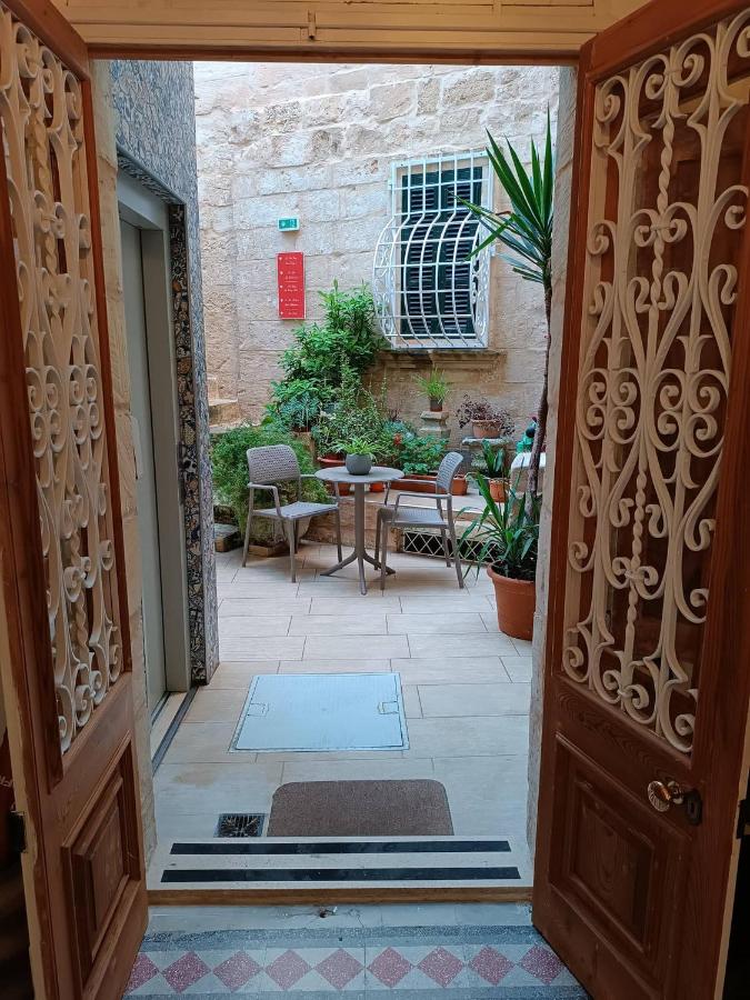 Palazzino Nina Boutique Hotel - Ferienwohnung Qormi