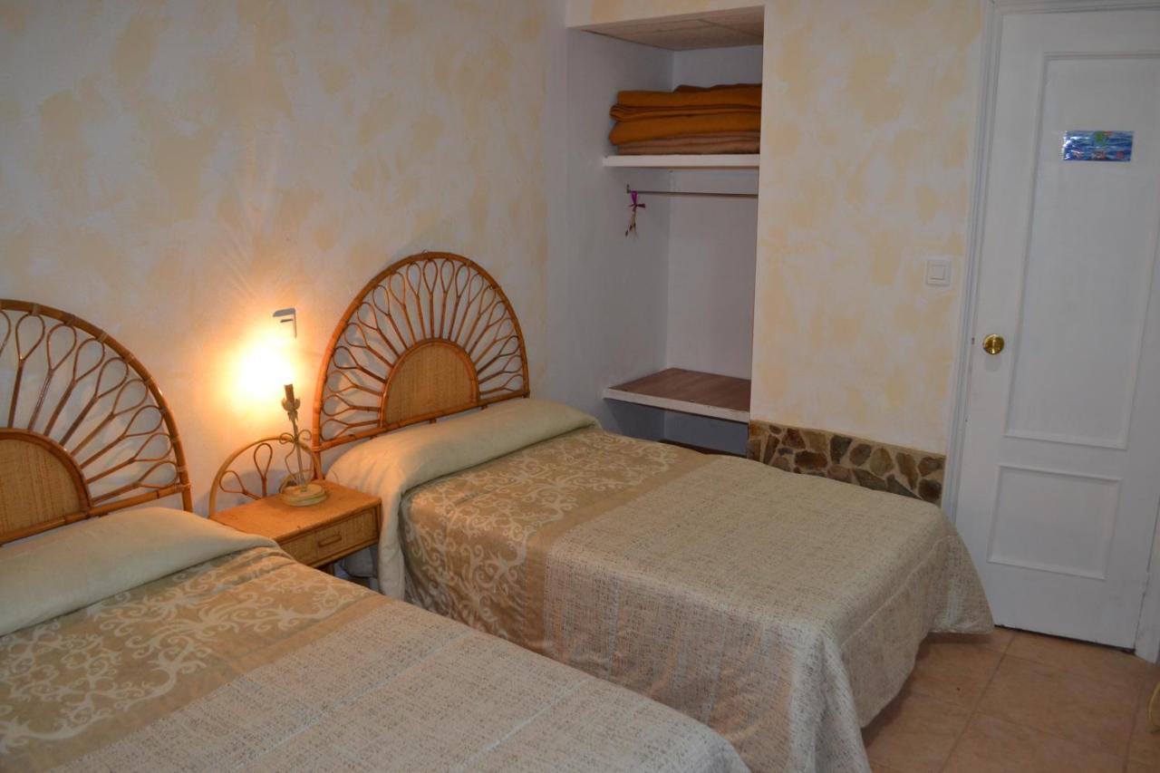Chambre Lits Jumeaux avec Salle de Bains Privative