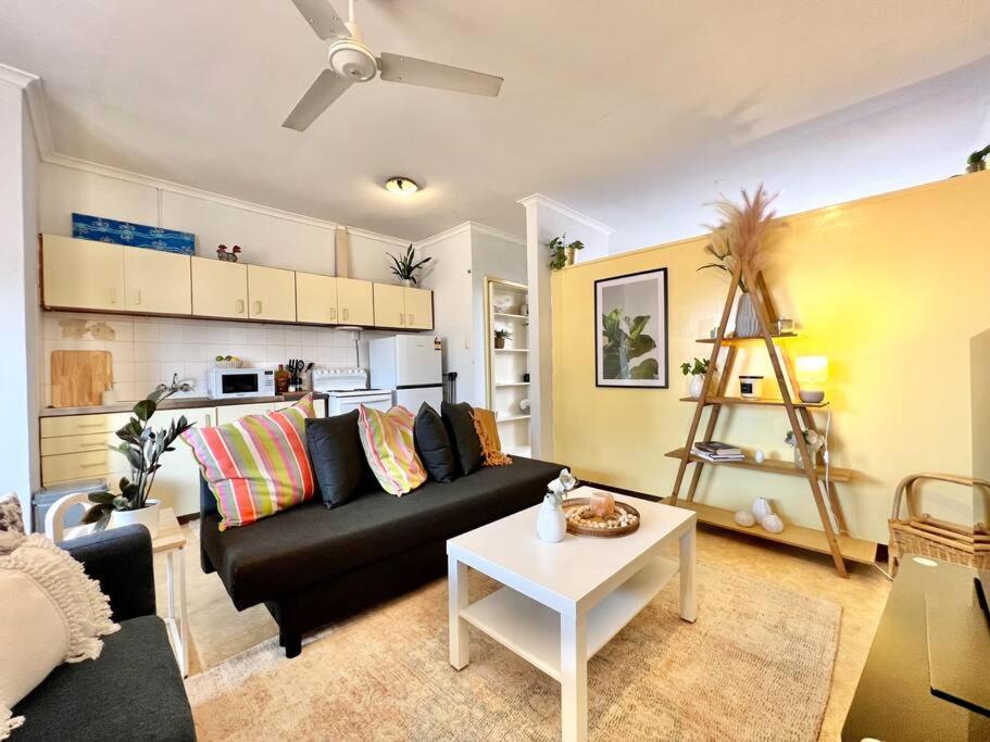 B&B Port Hedland - Cosy unit by the beach - Bed and Breakfast Port Hedland