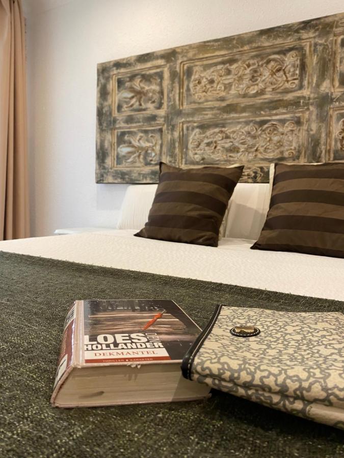 Apartment with Garden View