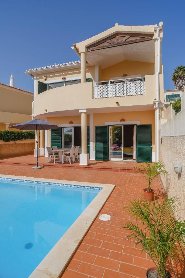 Vila Bela Nova Acácias 22 - B&B