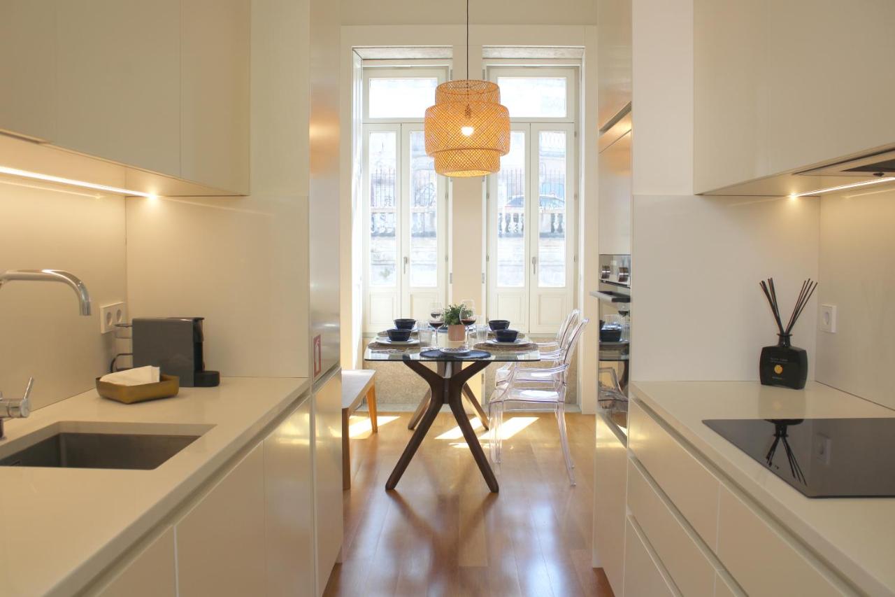 Amazing Flores Duplex - B&B Porto