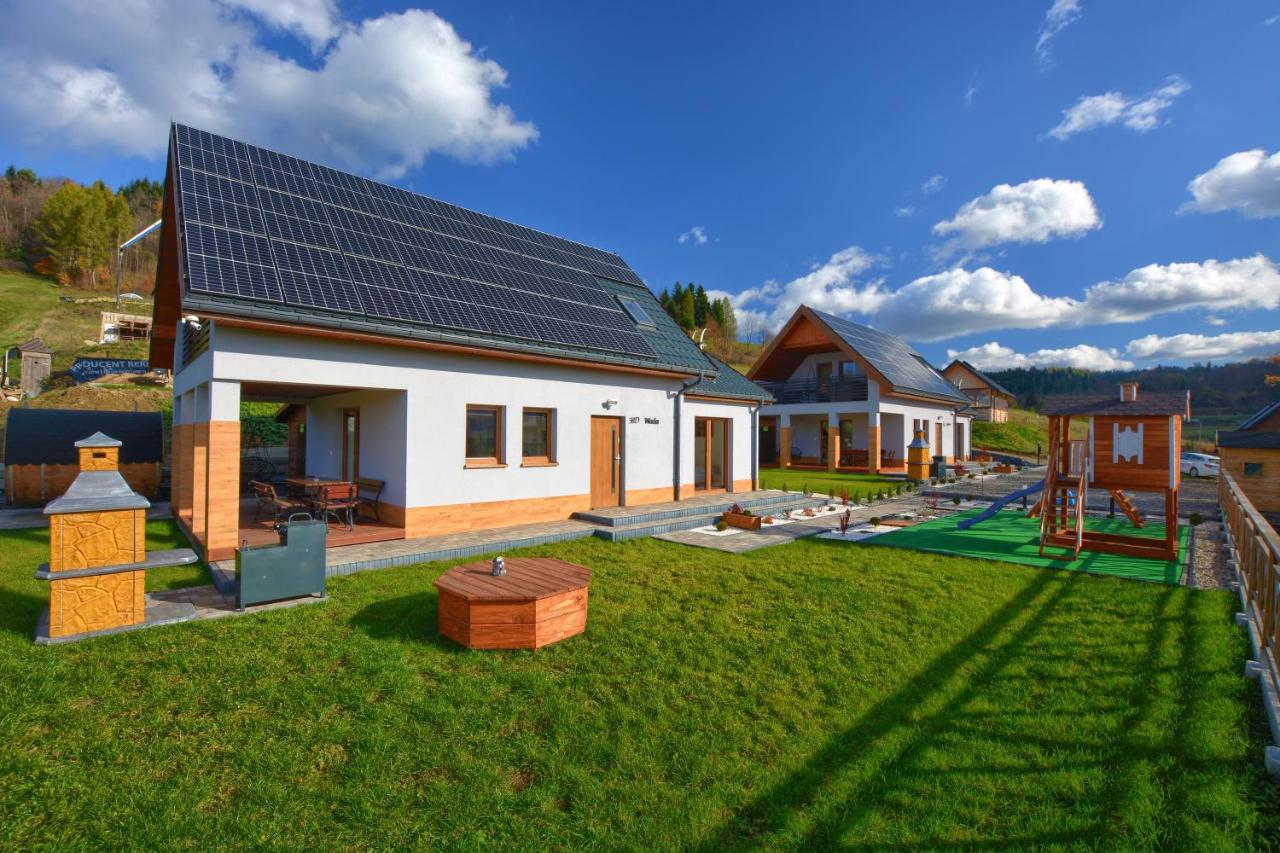 Dom Woda PRYWATNE JACUZZI ELEKTRYCZNE w cenie, Jezioro Solińskie, Dom Na Wzgórzu, rowery, sauna - Bed and Breakfast Zawóz