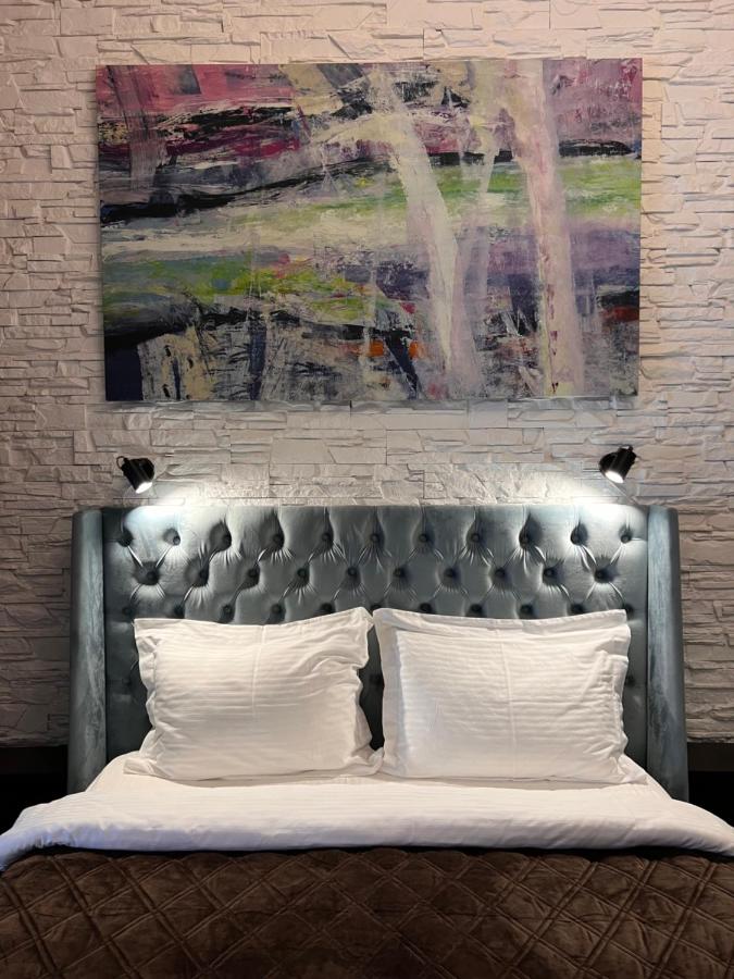 King Room with Mountain View