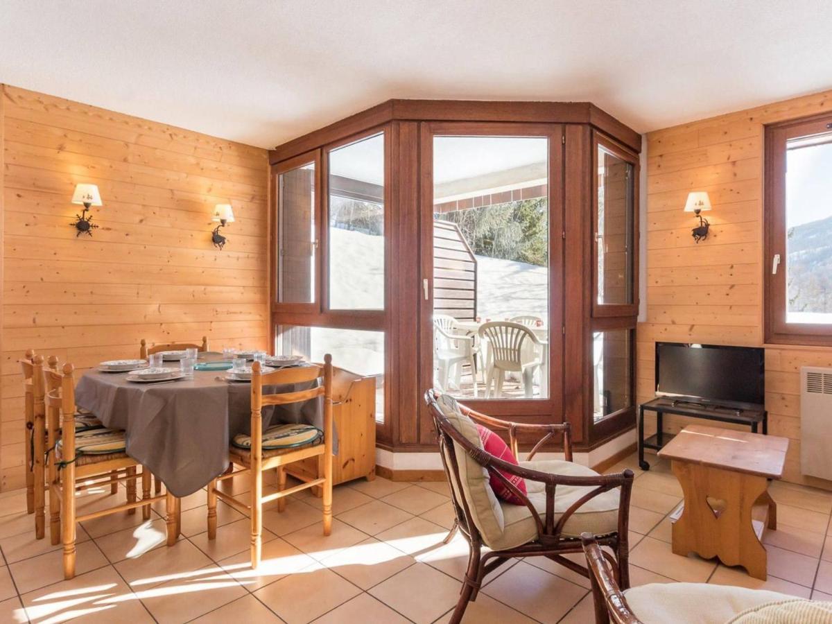 B&B Le Villard-Late - Appartement Saint-Chaffrey , 4 pièces, 6 personnes - FR-1-330E-74 - Bed and Breakfast Le Villard-Late