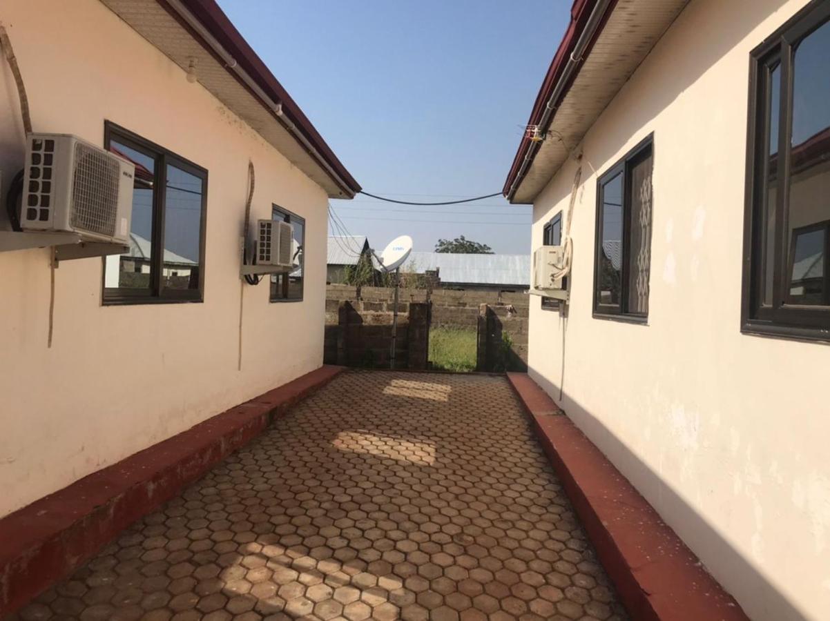 Deluxe Doppel-/Zweibettzimmer mit Gartenblick