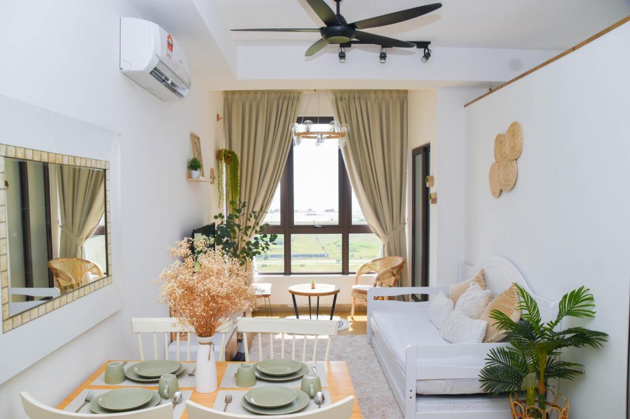 Seabreeze Seaview Super Cosy Stay Bali Residence - Chambres d’hôtes Malacca