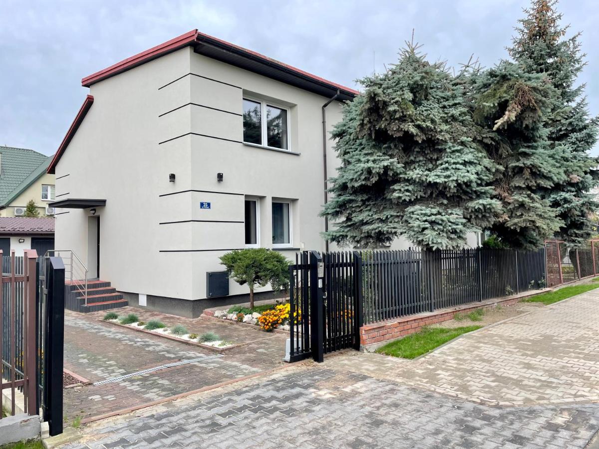 Apartament za Ratuszem - z balkonem - Chambres d’hôtes