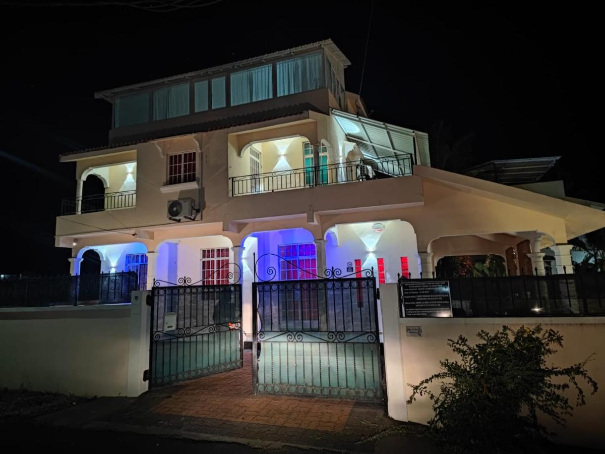 VILLA L'OR with Private Pool - B&B