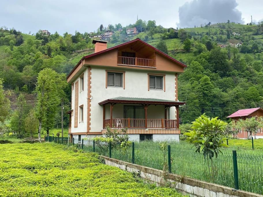 B&B Rize - Zeni Villa - Fırtına Deresinde mükemmel konaklama - Bed and Breakfast Rize