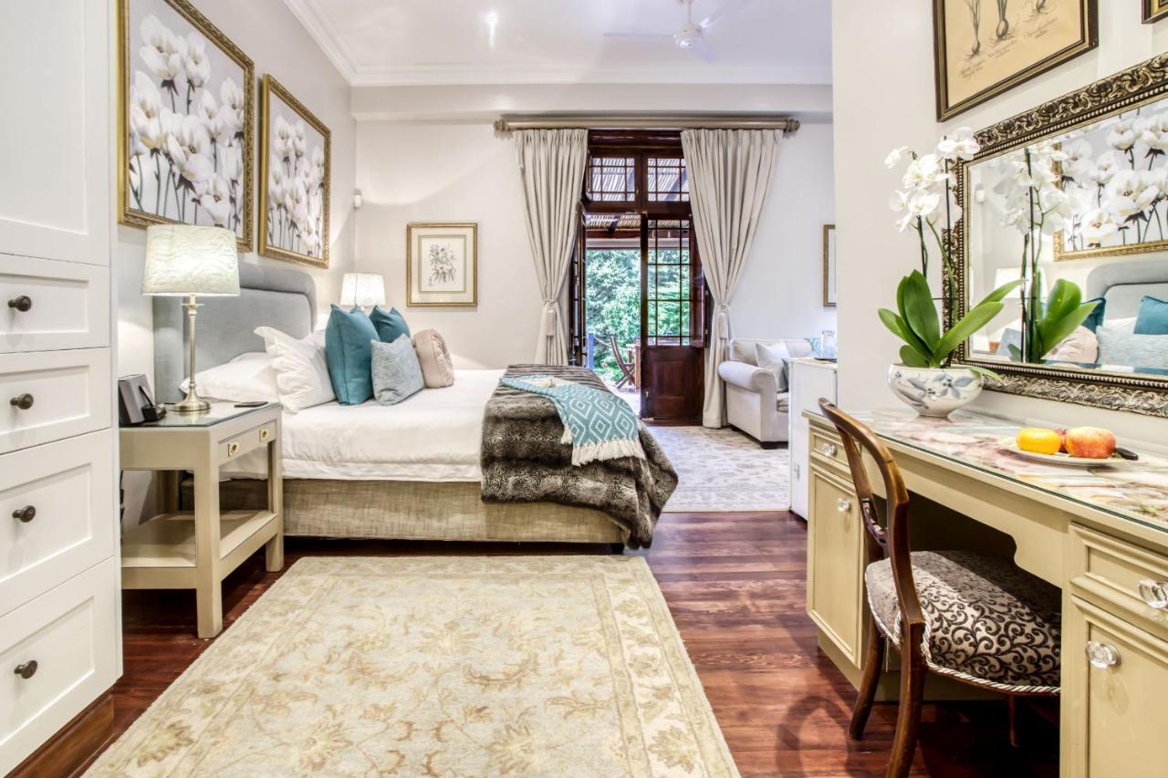 B&B Somerset West - Vredenburg Manor House - Bed and Breakfast Somerset West