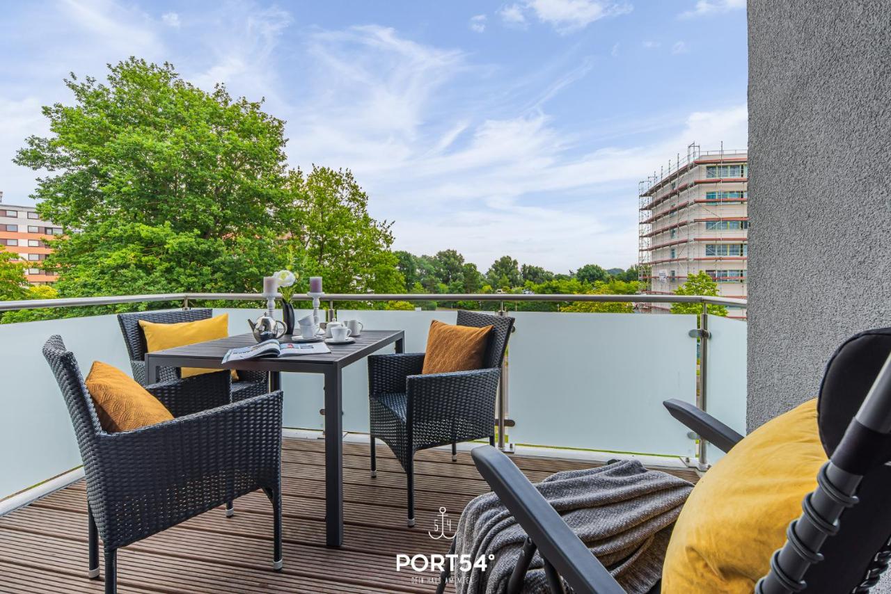Apartment mit Balkon