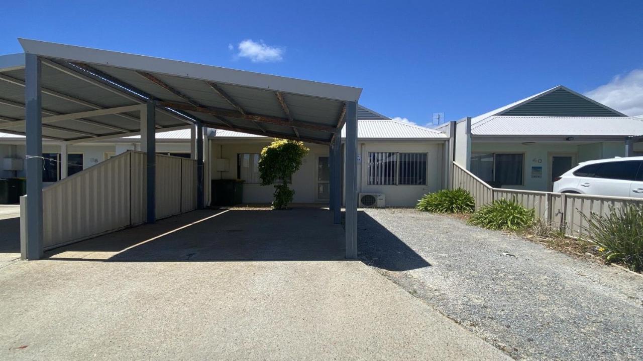 B&B Jurien Bay - Unit 39 Seafront Estate - Bed and Breakfast Jurien Bay